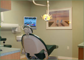 Cosmetic Dentist in Commack